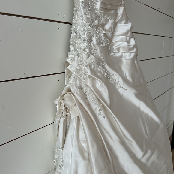 Ivory Beaded Wedding Dress - Picture 3 of 8